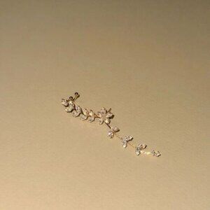 Flower cuff earrings N951